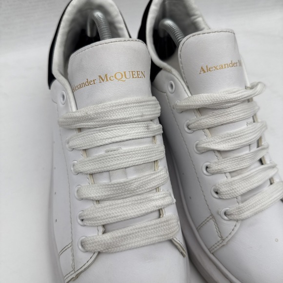 Alexander McQueen Men's EU 45/US 12 Oversized White/Black Suede Trim Sneakers - Picture 15 of 16